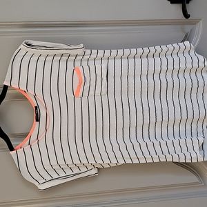 Black and white stripe top